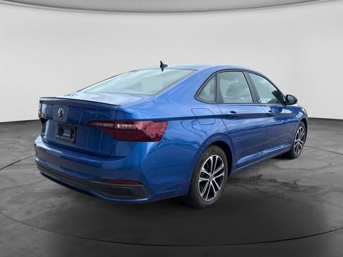 Used 2024 Volkswagen Jetta Sport FWD image 11