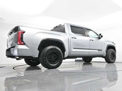 Used 2024 Toyota Tundra Platinum AWD/4WD image 51