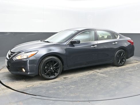 Used 2018 Nissan Altima 2.5 SV image 4