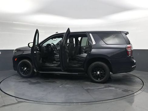 Used 2024 Chevrolet Tahoe LT RWD image 41