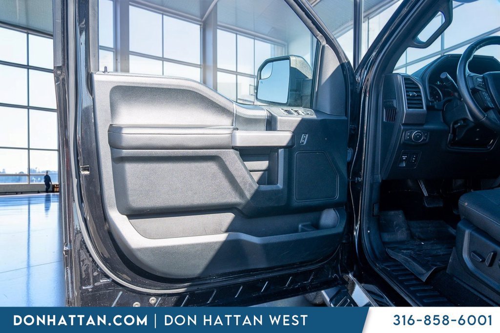 Used 2019 Ford F150 XLT w/ Equipment Group 302A Luxury AWD/4WD image 16
