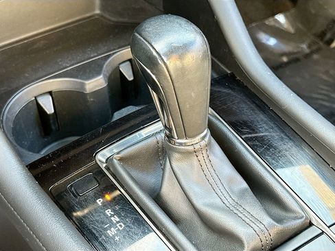 Used 2021 MAZDA MAZDA3 s image 16