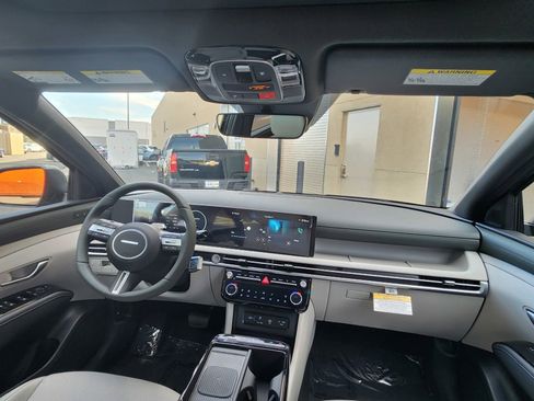 New 2026 Hyundai Tucson Limited image 31