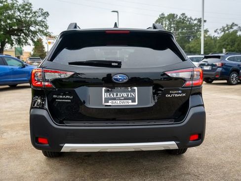 New 2025 Subaru Outback Limited image 5