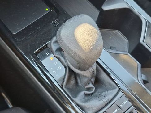 Used 2025 Toyota Camry LE FWD image 24