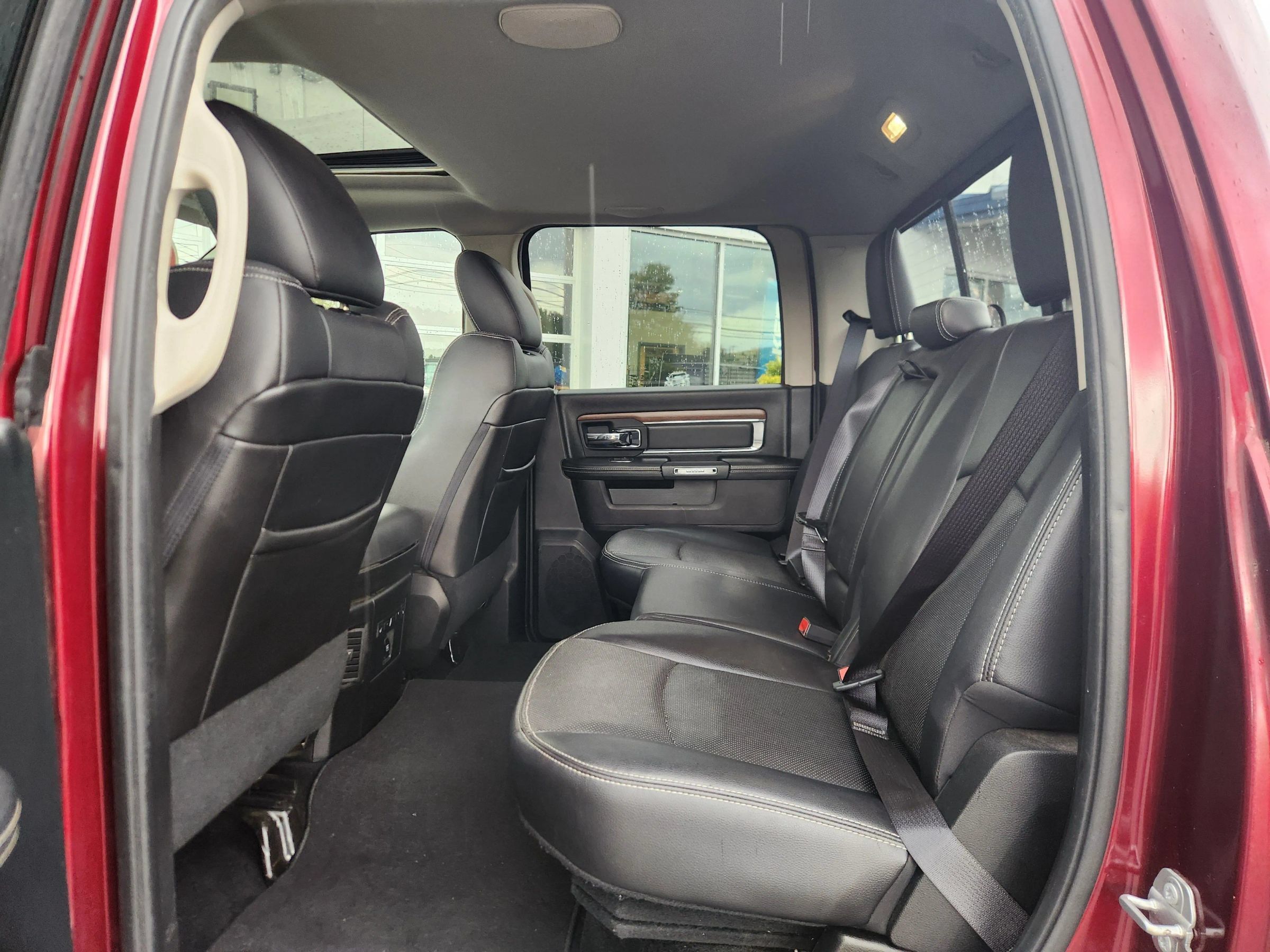 Used 2017 RAM 1500 Laramie w/ Convenience Group AWD/4WD image 33