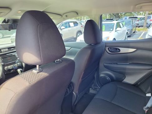 Used 2020 Nissan Rogue Sport S FWD image 12
