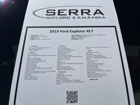 Used 2019 Ford Explorer XLT AWD/4WD image 29
