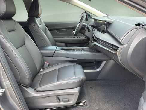 Certified 2025 Nissan Murano SV AWD/4WD image 11