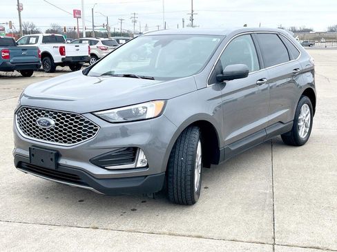 Used 2024 Ford Edge SEL w/ Convenience Package image 7