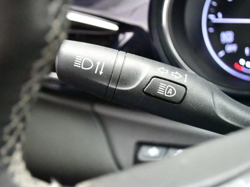 Used 2022 Buick Encore GX Essence w/ Advanced Technology Package AWD/4WD image 23