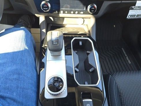 New 2025 Mitsubishi Outlander ES image 21