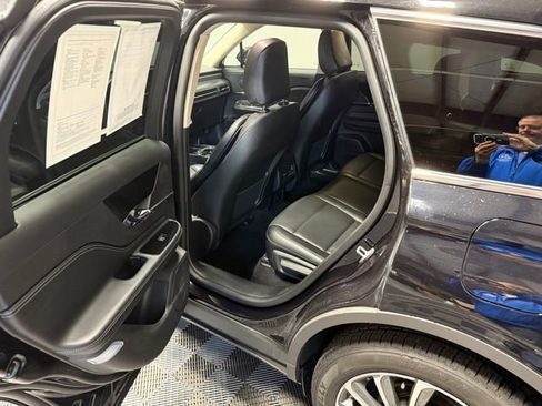 Used 2024 Lincoln Corsair Reserve image 15