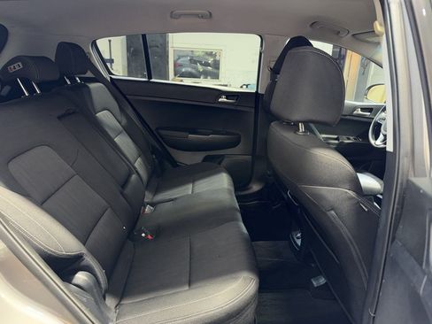 Used 2019 Kia Sportage LX FWD image 23