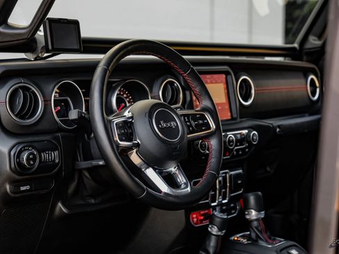 Used 2020 Jeep Gladiator Rubicon image 45