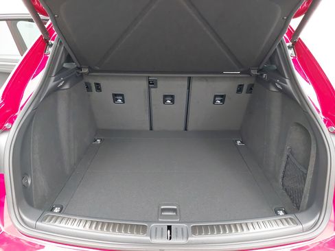 New 2026 Porsche Macan Turbo image 14