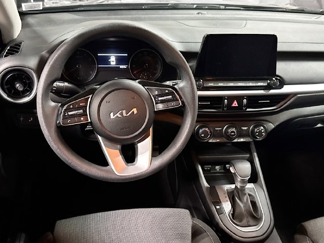 Certified 2023 Kia Forte LXS w/ LXS Technology Package FWD image 18
