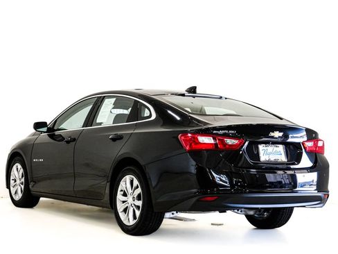 Used 2024 Chevrolet Malibu LT FWD image 9