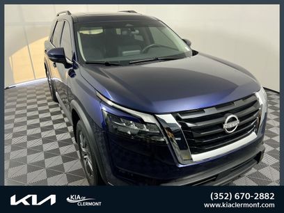 Used 2024 Nissan Pathfinder SV w/ SV Premium Package