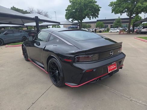 New 2026 Nissan Z NISMO w/ Floor Mat Package RWD image 3