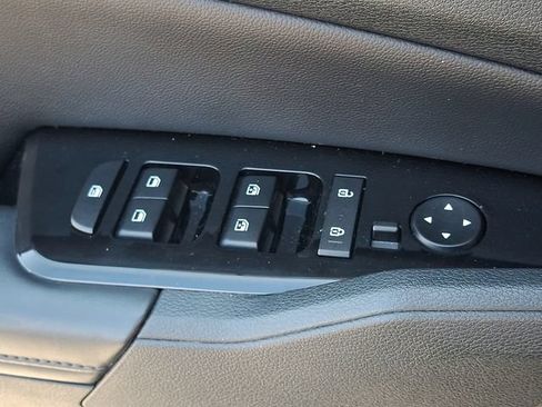 Used 2023 Kia Sportage EX FWD image 16