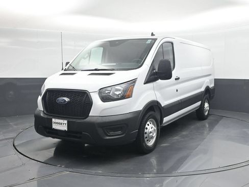 Certified 2025 Ford Transit 150 Low Roof AWD image 30