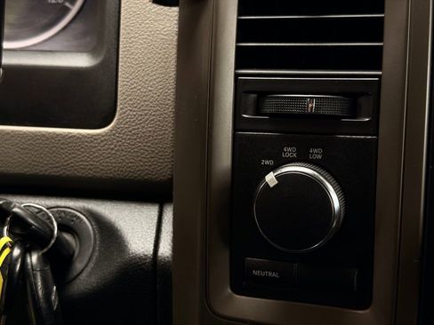Used 2012 RAM 1500 Express image 40