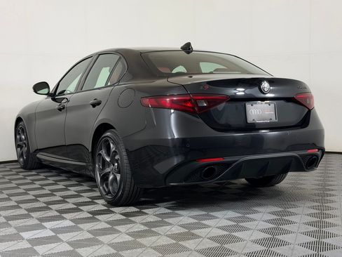 Used 2020 Alfa Romeo Giulia Ti Sport AWD/4WD image 3