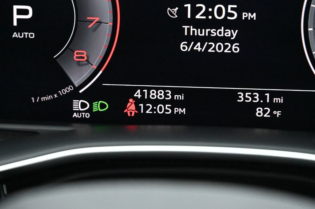 Used 2020 Audi Q8 Premium w/ Cold Weather Package AWD/4WD image 28
