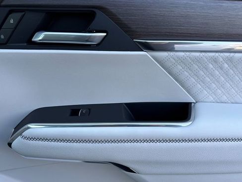 New 2026 GMC Acadia Denali w/ Super Cruise Package image 21