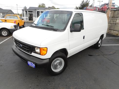 Used 2006 Ford E-250 and Econoline 250 image 5