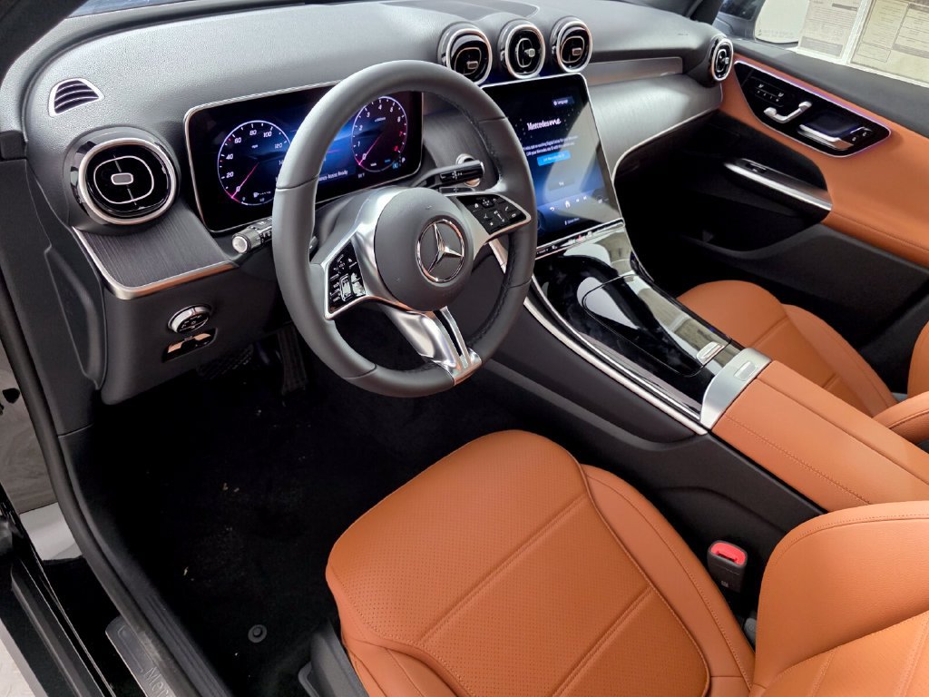 New 2027 Mercedes-Benz GLC 300 image 7