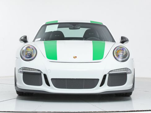 Used 2016 Porsche 911 R image 8