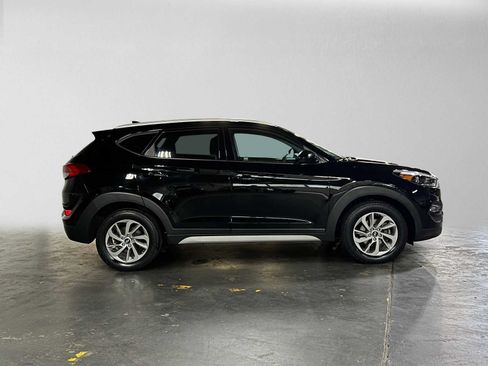 Used 2018 Hyundai Tucson SEL AWD/4WD image 2