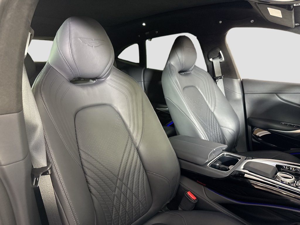 Used 2024 Aston Martin DBX AWD/4WD image 14