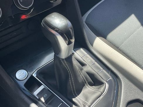 Used 2025 Volkswagen Taos S image 5