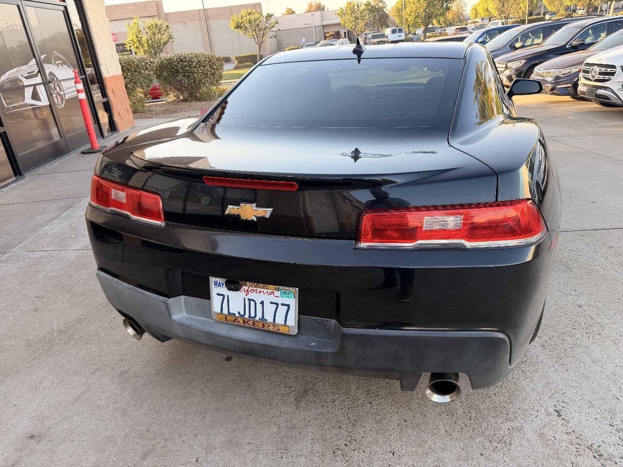 Used 2015 Chevrolet Camaro LS RWD image 9