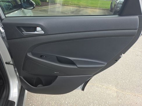 Used 2017 Hyundai Tucson SE Plus FWD image 31