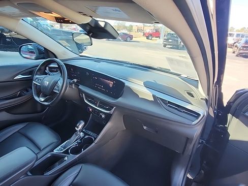Used 2024 Buick Encore GX Sport Touring w/ Comfort Package image 30