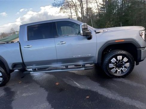 New 2026 GMC Sierra 3500 Denali w/ Technology Package image 2