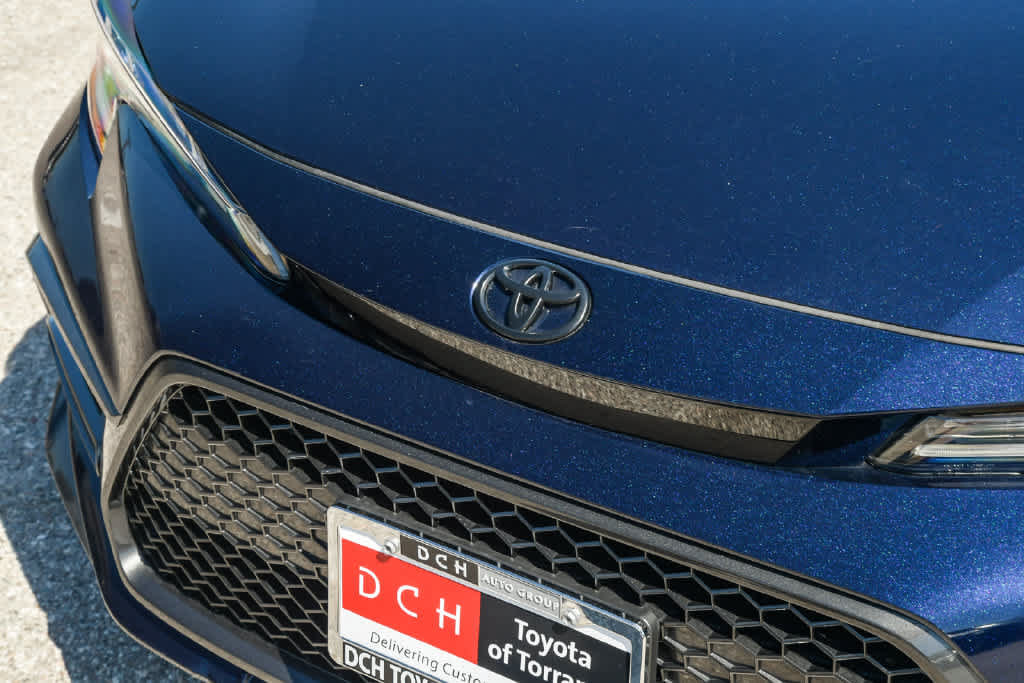 Used 2020 Toyota Corolla XSE FWD image 5