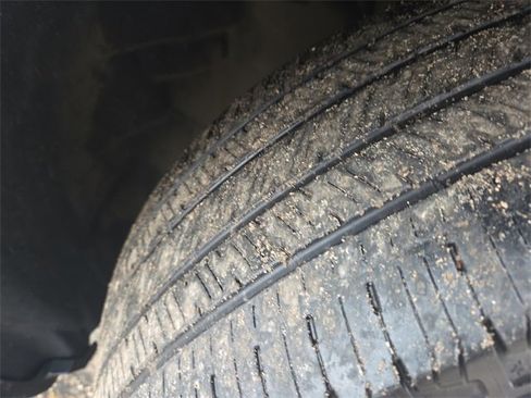 Certified 2022 Ford Explorer XLT w/ Equipment Group 202A image 13