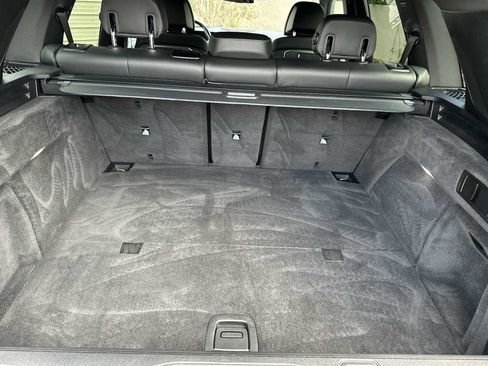 Used 2024 BMW X5 xDrive50e image 25