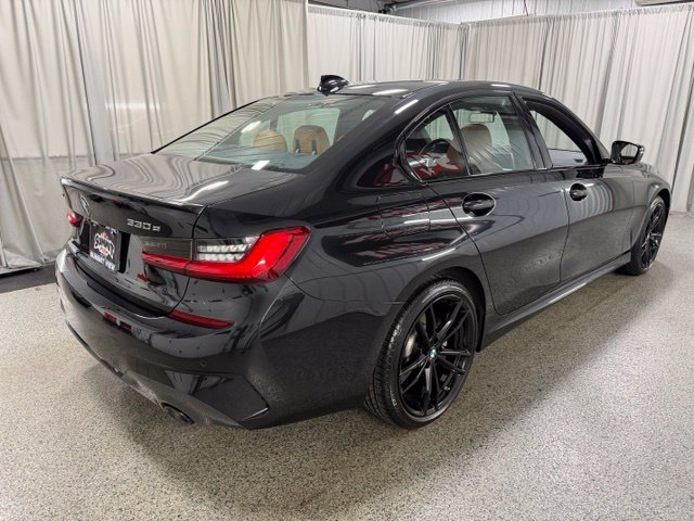Used 2021 BMW 330e xDrive w/ M Sport Package AWD/4WD image 4