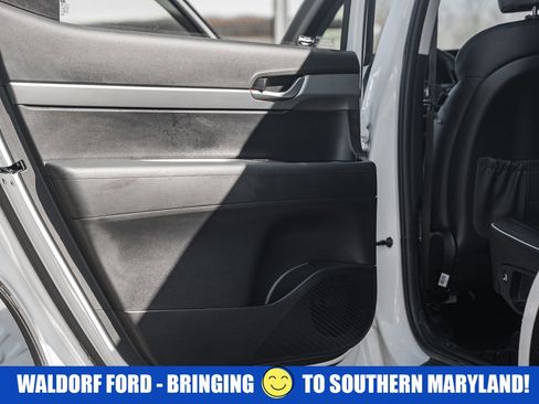 Used 2024 Hyundai Palisade SEL image 37