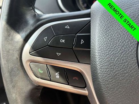 Used 2021 Jeep Cherokee Latitude Lux image 12