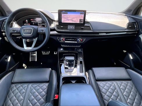 Used 2025 Audi SQ5 Premium Plus AWD/4WD image 12