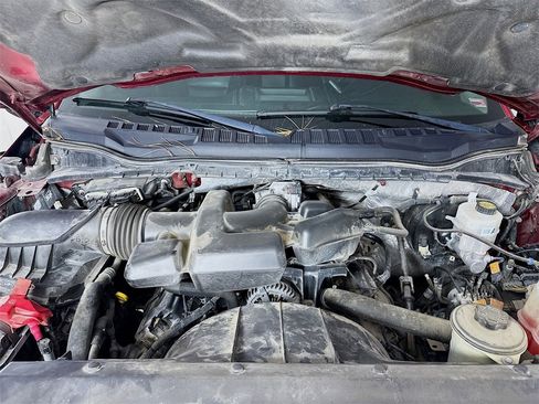 Used 2018 Ford F250 Lariat w/ Lariat Value Package image 30