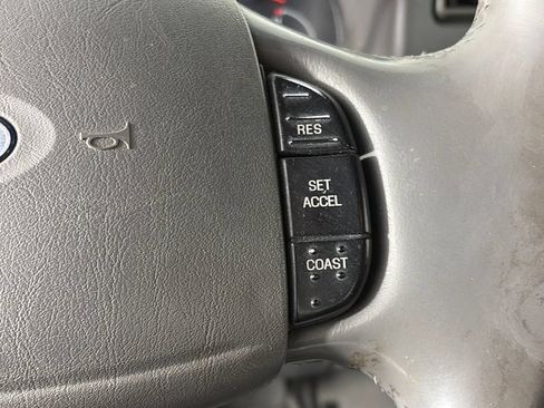 Used 2004 Ford F350 Lariat AWD/4WD image 18