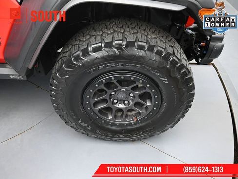 Used 2022 Jeep Wrangler Unlimited Rubicon w/ Xtreme Recon 35" Tire Package image 36